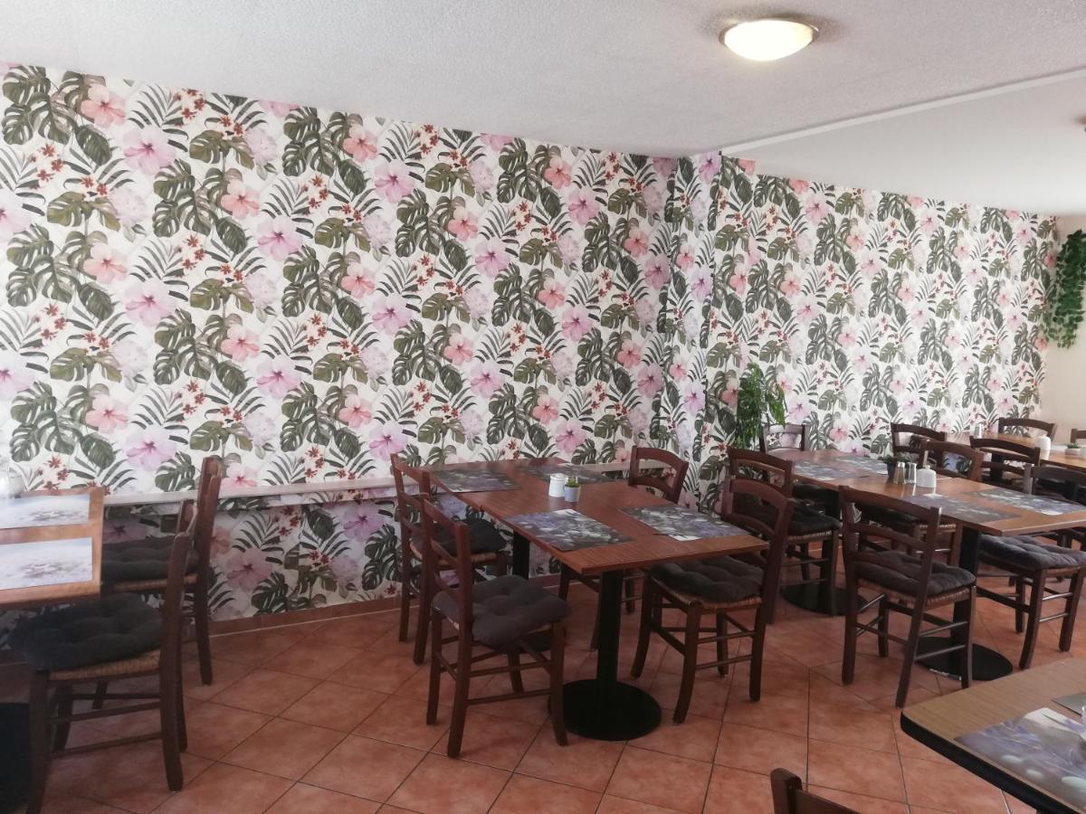 Hotel Zur Rose Bad Karlshafen Dış mekan fotoğraf